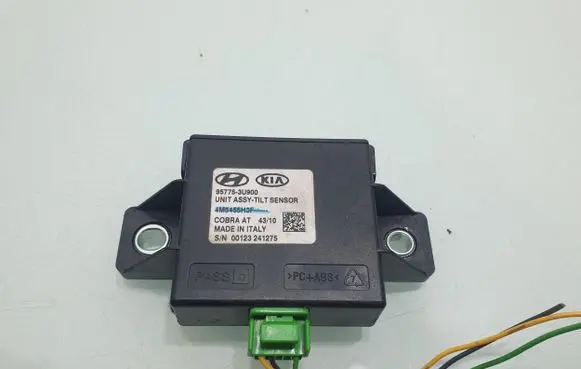 KIA Sportage Yaw turn rate sensor 957753U900