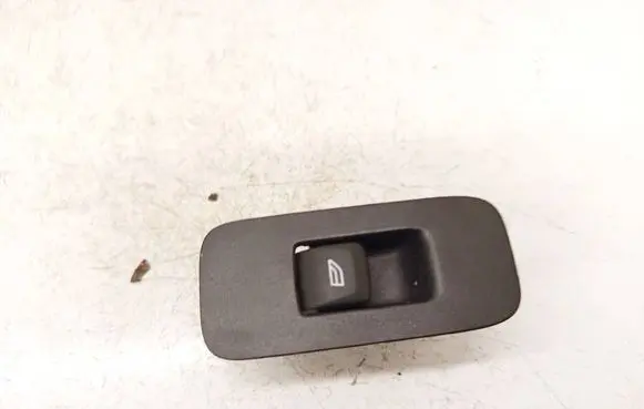 Volvo V40 Electric window control switch 31394840