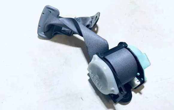 Mazda 6 Rear seatbelt 0431107 c7025