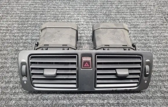 Volvo V50 Dash center air vent grill 30722777 Z890C0Z0