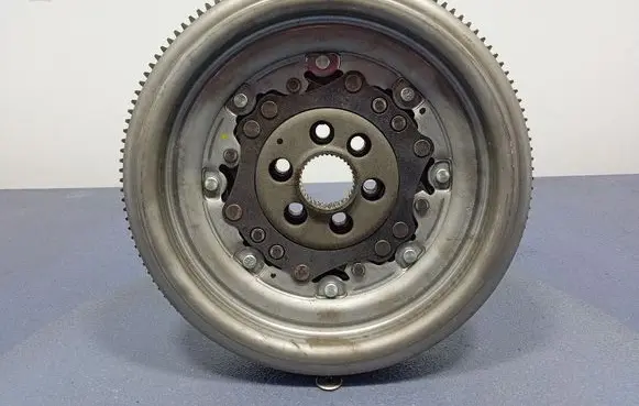 Skoda Yeti (5L) Clutch set kit 415074409