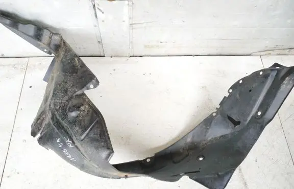 Mazda 626 Front wheel arch liner splash guards