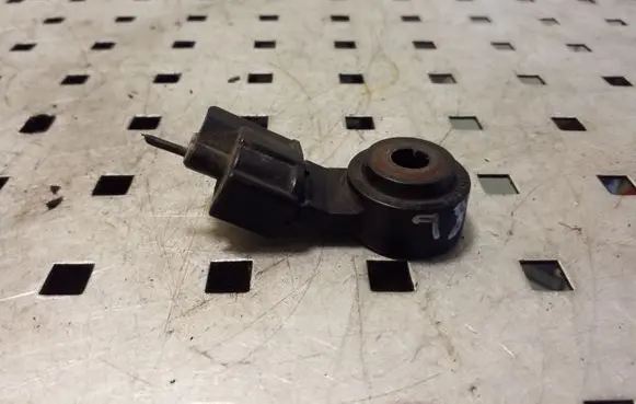 Detonation knock sensor