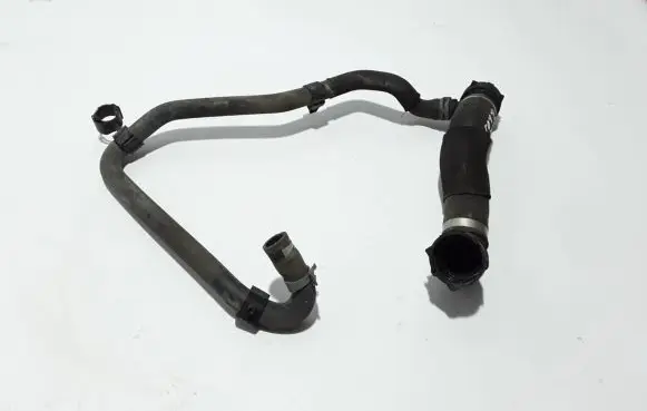 Volkswagen Touareg III Engine coolant pipe/hose 4M0122291B