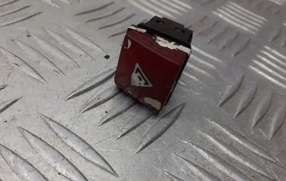 Peugeot 207 Hazard light switch 96472122KR