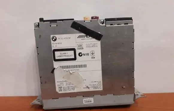BMW 5 F10 F11 CD/DVD changer 9323797 3510