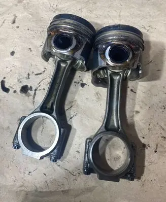 Volkswagen Transporter - Caravelle T5 Piston with connecting rod V400 038J 017040308
