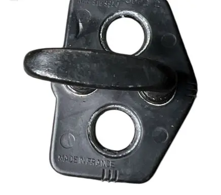 Volvo V70 Front door lock loop/hook striker 9159920