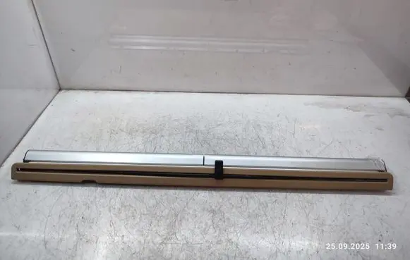 Mercedes-Benz R W251 Rear door sun blind/shade A2518100220
