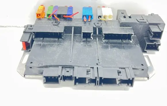 Mercedes-Benz S W220 Fuse module A0325458332