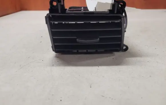 KIA Sportage Dash center air vent grill 974101F500 U065213800