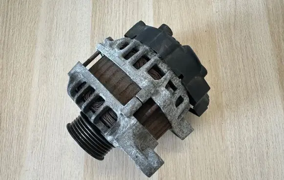 KIA Rio Generator/alternator 3730003350