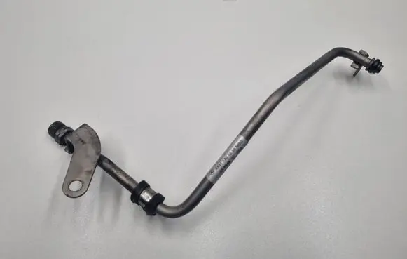 Mercedes-Benz Sprinter W907 W910 Turbo turbocharger oiling pipe/hose A6511801220 6511801220