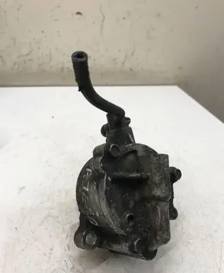 Mitsubishi Pajero Vacuum pump ME204315