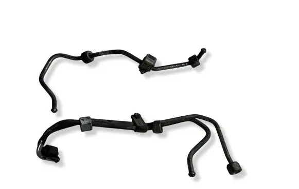 Opel Frontera B Fuel injector supply line/pipe 