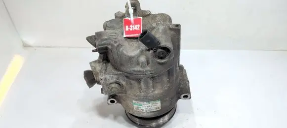 Volkswagen PASSAT B7 Air conditioning (A/C) compressor (pump) 1K0820803S