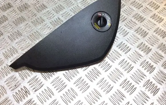 Volvo XC90 Dashboard side end trim 313633987