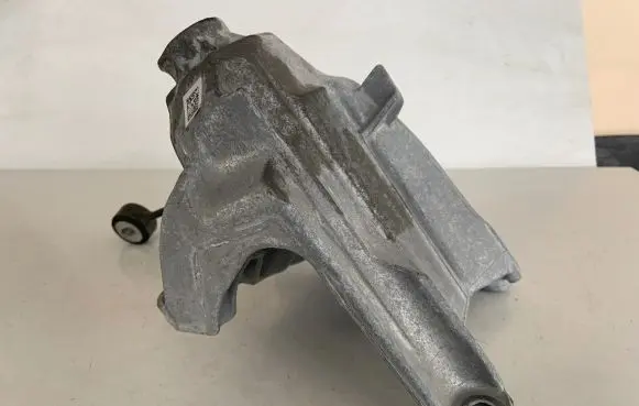 Audi Q5 SQ5 Engine mounting bracket 80A199307D