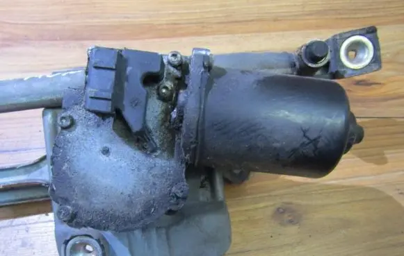 Ford Mondeo MK II Wiper motor 93bb17571ac 403842