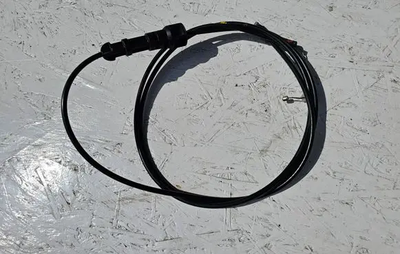 Peugeot 2008 II Engine bonnet/hood lock release cable 9827470080