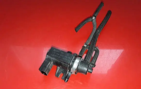 Skoda Octavia Mk1 (1U) Turbo solenoid valve 1J0906627 72290320