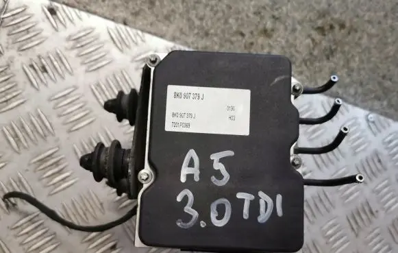 Audi A4 S4 B8 8K ABS Pump 8K0907379J