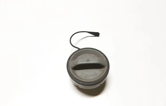 Toyota RAV 4 (XA20) Fuel tank filler cap 