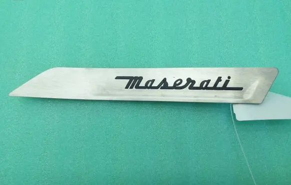 Maserati Levante Rear sill trim cover 670042047 670042048