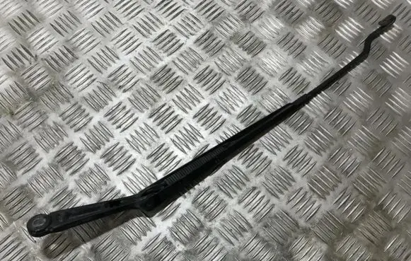 Ford Focus Front wiper blade arm