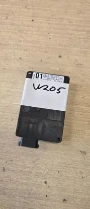 Mercedes-Benz C W205 Blind spot module A0009056103 A0009018802