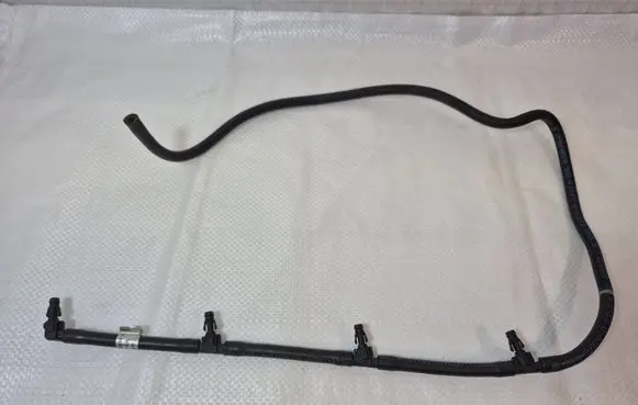 Fuel return line/hose