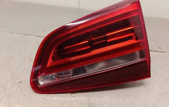 Volkswagen Sharan Tailgate rear/tail lights 7N0945308A 0288430515