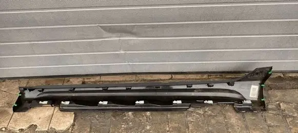 Volvo V40 Sill