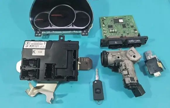 Mazda 2 Engine control unit/module ECU 2797213730 IMPRK1561949