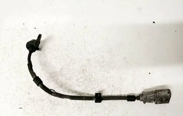 Volkswagen Golf V Camshaft position sensor 
