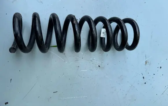 Mercedes-Benz CLS C218 X218 Rear coil spring