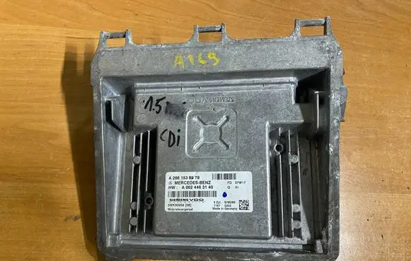 Mercedes-Benz A W169 Engine control unit/module A2661538979 A0024463140 5WK90958