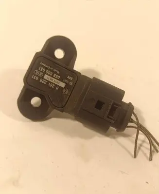 Audi A3 S3 8P Air pressure sensor 06B906051 0261230031