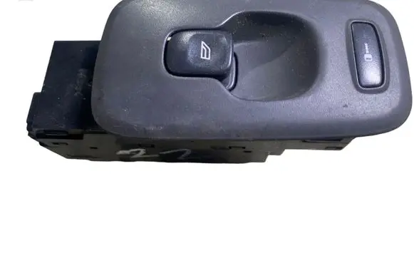 Volvo XC90 Electric window control switch 30658147