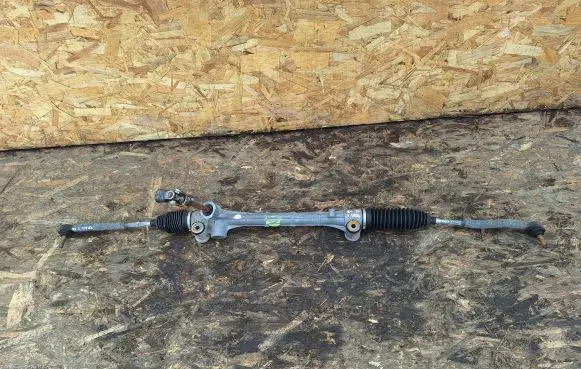 Toyota Yaris Steering rack