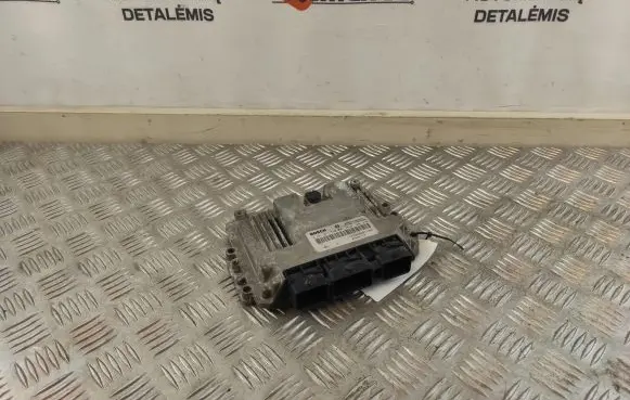 Renault Trafic II (X83) Engine control unit/module 8200391179 0281011530 1039S04805