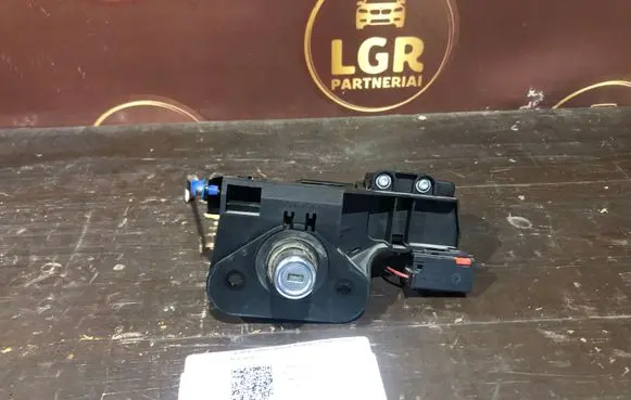 Opel Meriva A Tailgate exterior lock 09183495