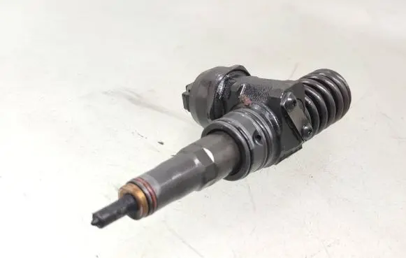Seat Ibiza IV (6J,6P) Fuel injector 038130073bp 0414720314