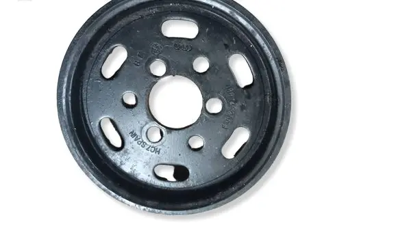 Volkswagen Transporter - Caravelle T4 Power steering pump pulley 038145255A