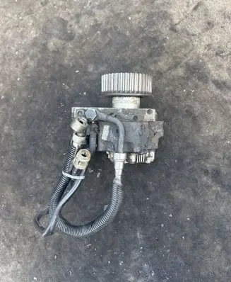 Chrysler Voyager Fuel injection high pressure pump 0445010034