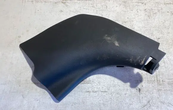 Hyundai Ioniq Foot area side trim 85823G2800