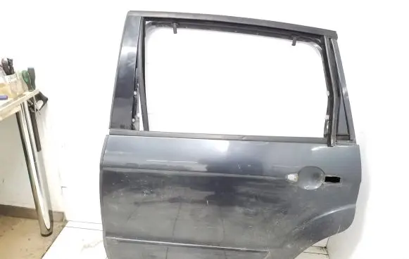 Ford S-MAX Rear door