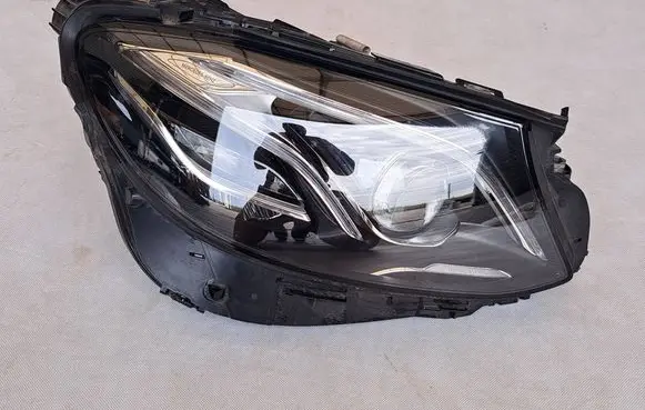 Mercedes-Benz E W213 Headlight/headlamp A2139062606 1EX2017LED 177RT1B