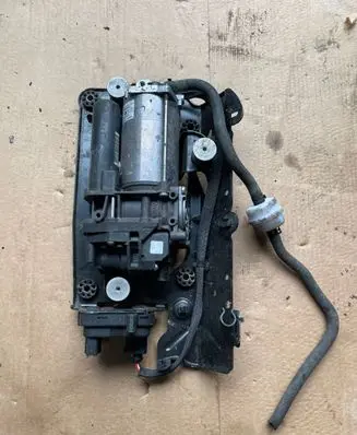 Audi A8 S8 D5 Air suspension compressor/pump 4N0616005C