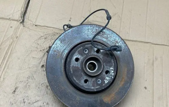Renault Captur Front wheel hub